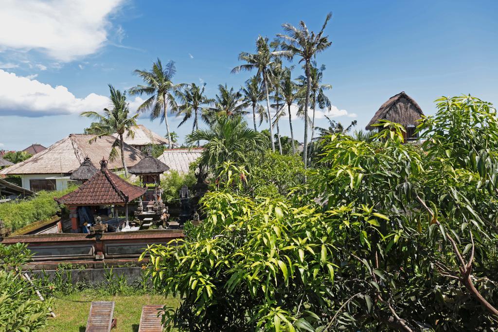 Surfers House Otel Kuta Lombok Oda fotoğraf