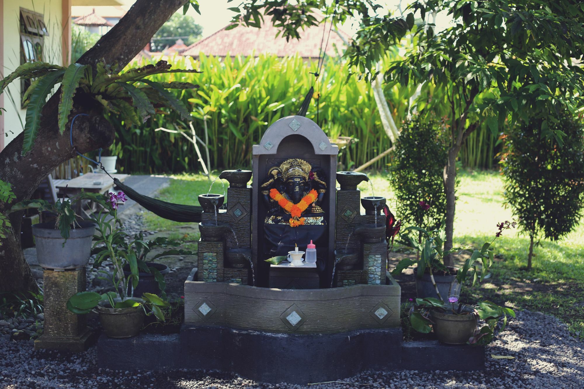 Surfers House Otel Kuta Lombok Dış mekan fotoğraf
