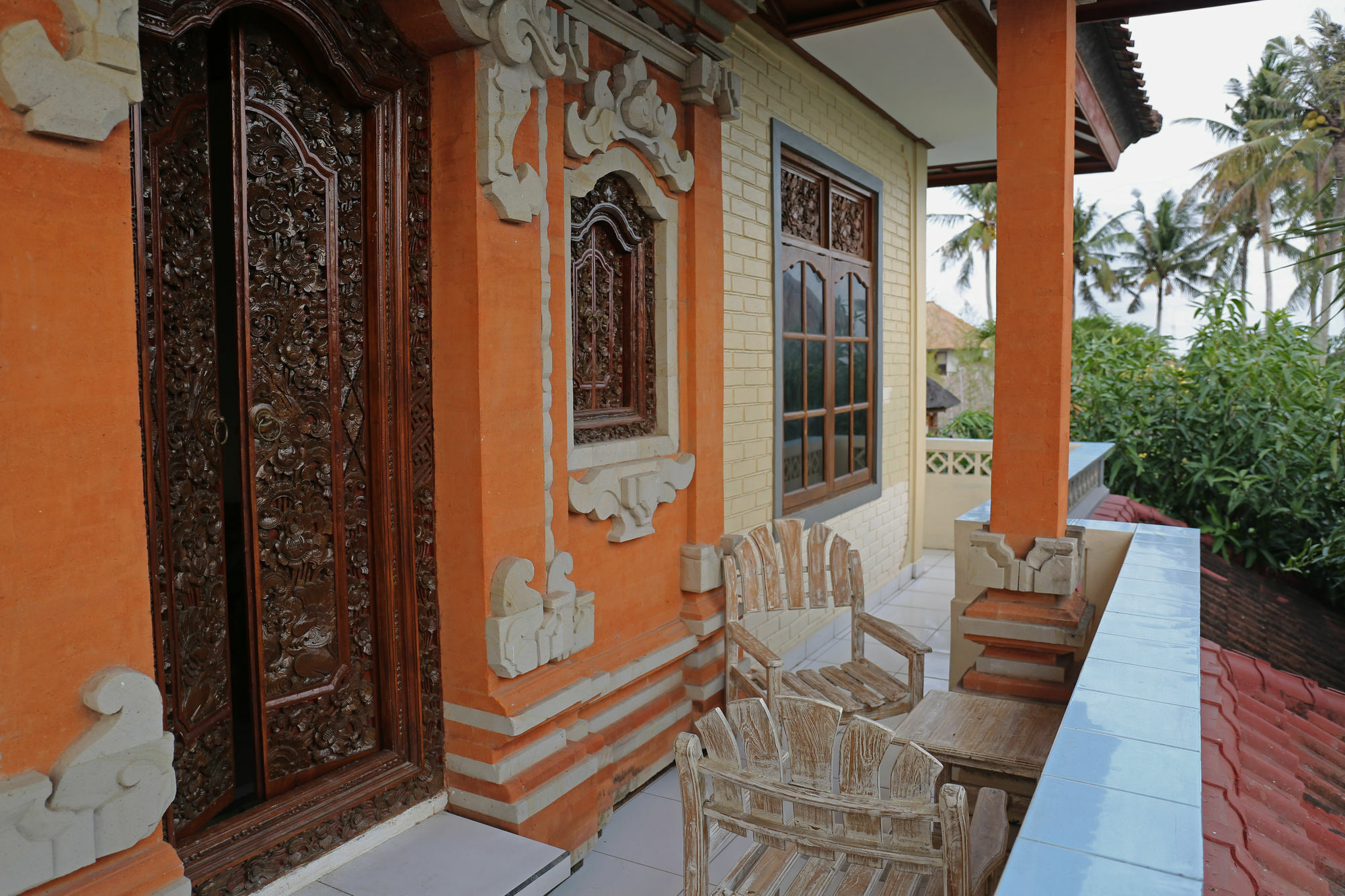 Surfers House Otel Kuta Lombok Dış mekan fotoğraf