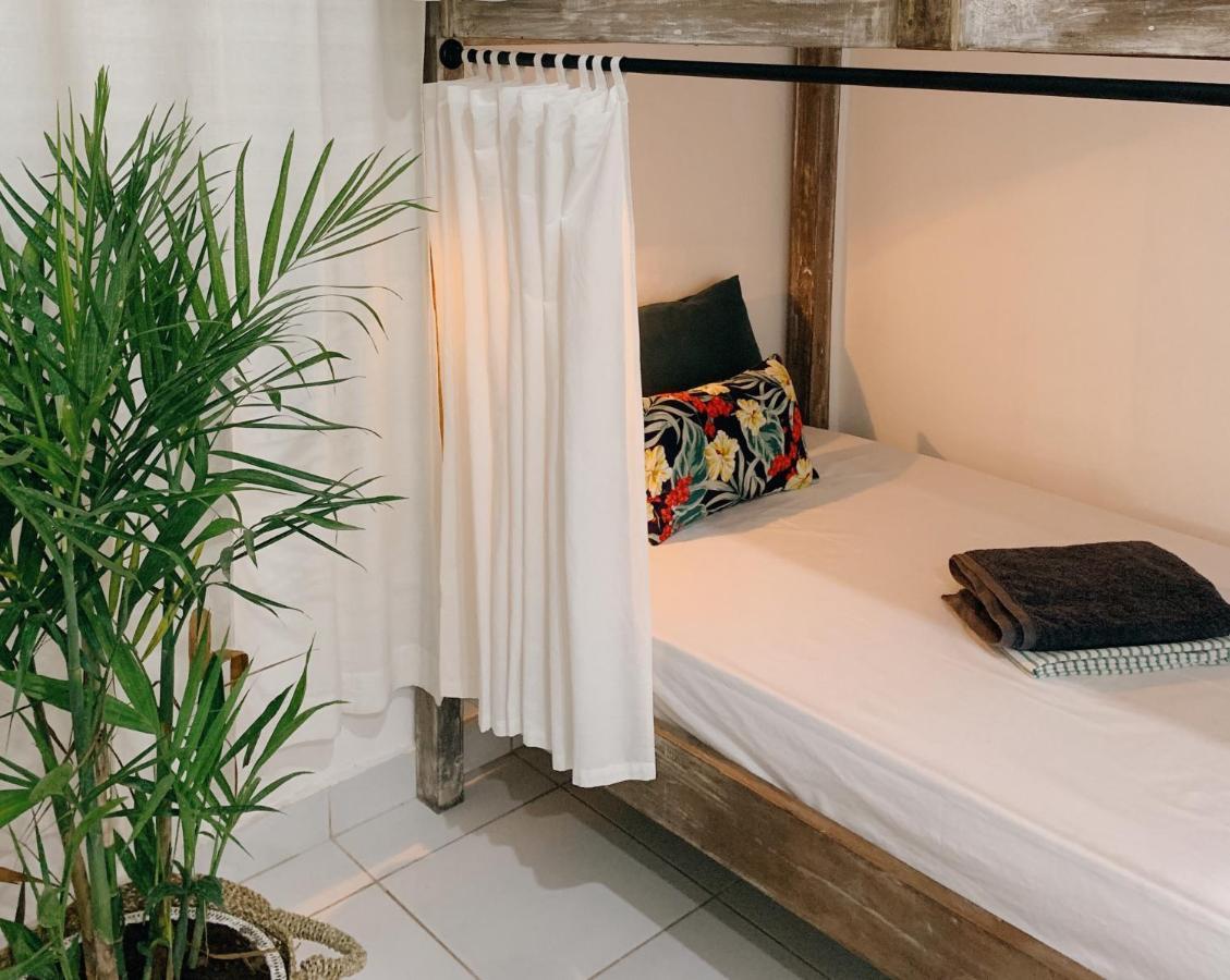 Surfers House Otel Kuta Lombok Dış mekan fotoğraf